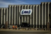 问卦求签陷入丑闻的巴西肉类巨头JBS在美上市 首日开盘报13.65美元